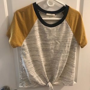 NWOT shirtsleeve sweater